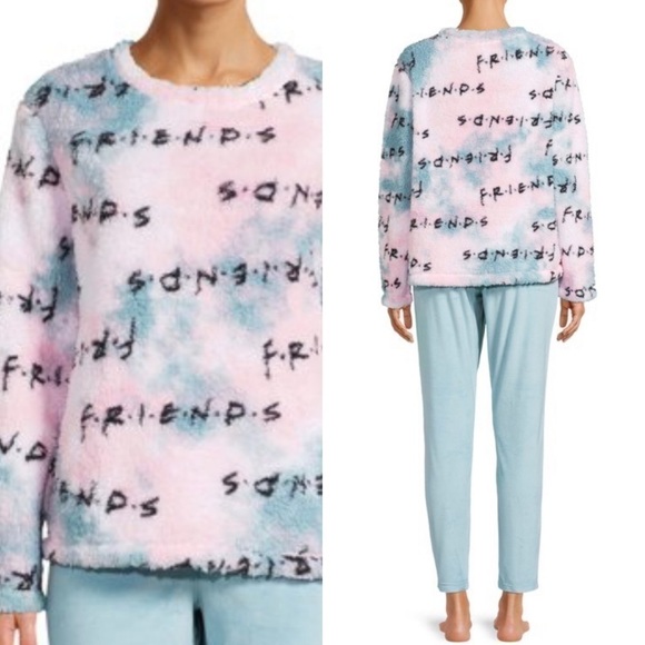 4 for $20 SALE! Friends Teddy Fleece Graphic Lounge Sweatshirt, Dreamy Pink,2X - Picture 1 of 10